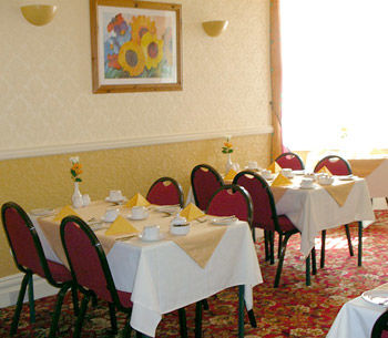 Earlston House 4*