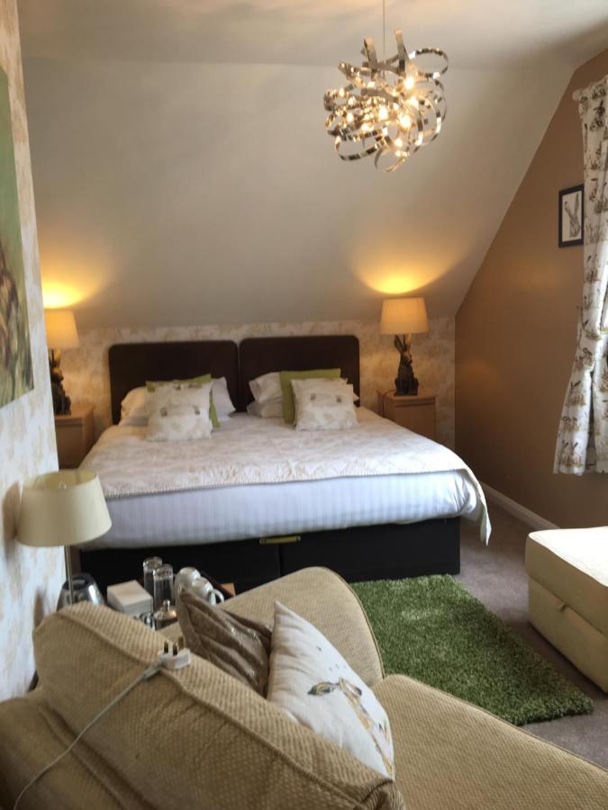 Earlston House 4*